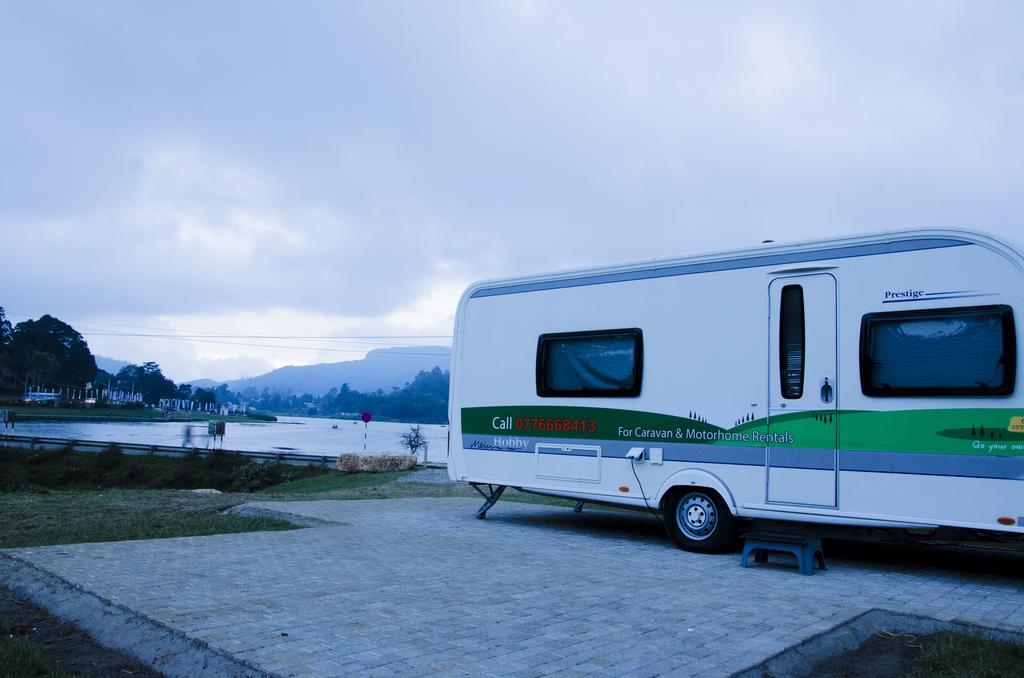 Go Outdoors Caravan Park Νουβάρα Ελίγια Εξωτερικό φωτογραφία