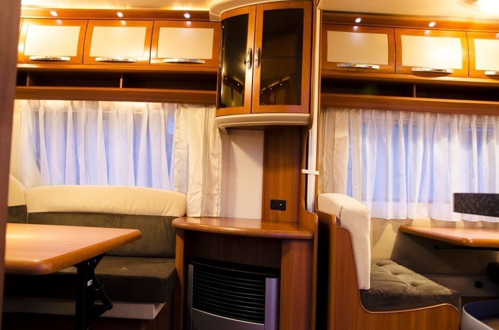 Go Outdoors Caravan Park Νουβάρα Ελίγια Εξωτερικό φωτογραφία